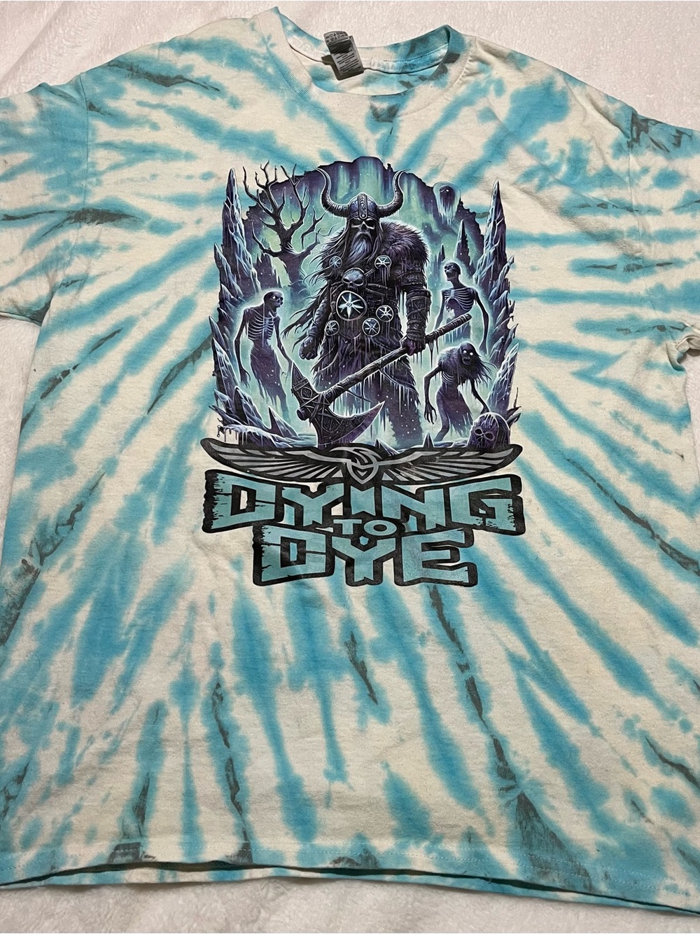 New Dying to Dye Tie-Dye Graphic Tee - Blue/White